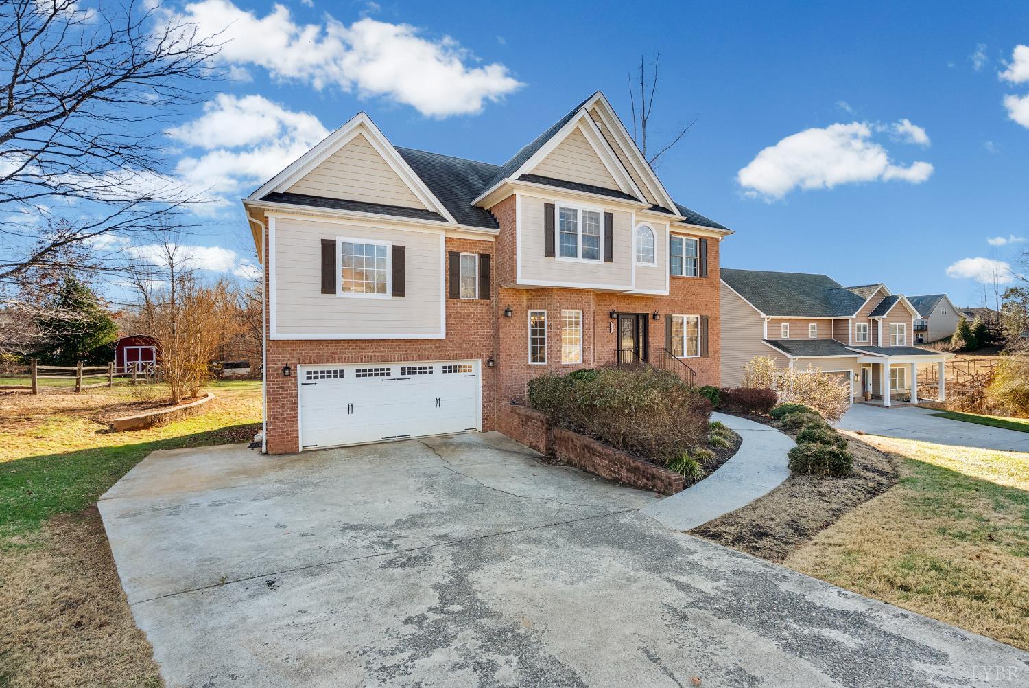 1040 Hooper Woods Drive