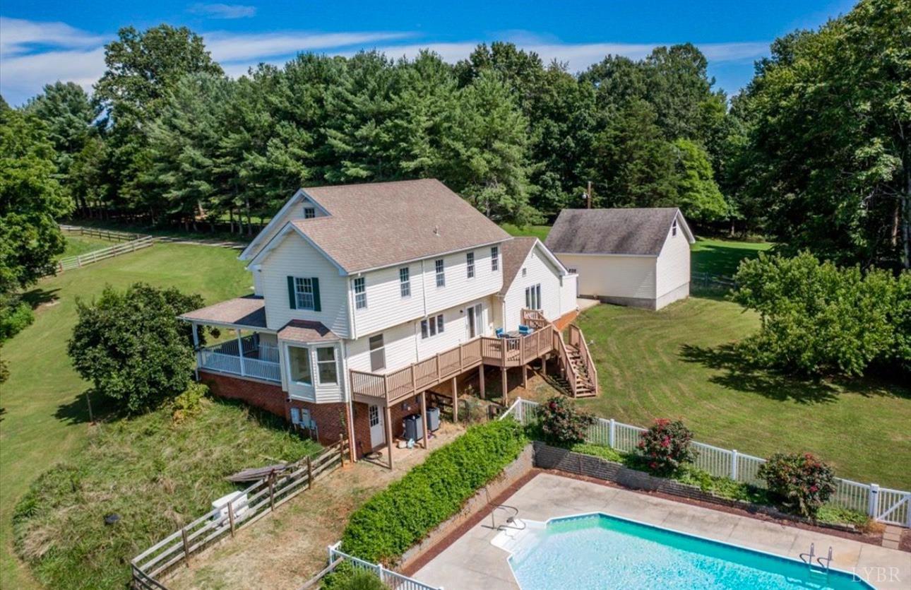 3520 Roaring Run Road