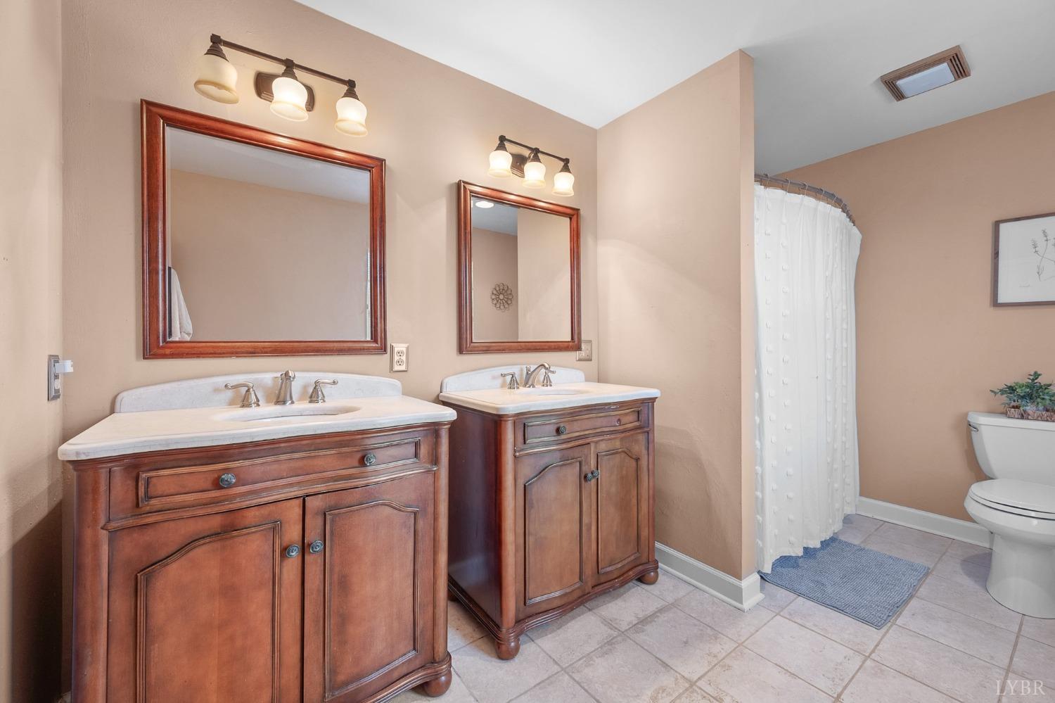 3520 Roaring Run Road