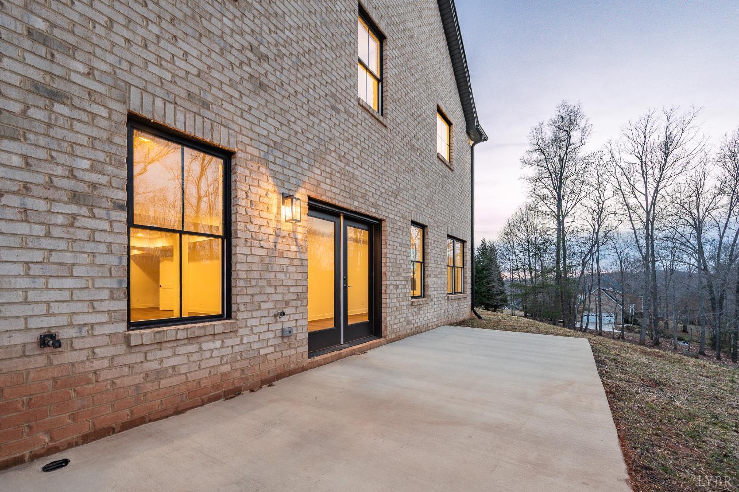 1148 Val Terrace Court