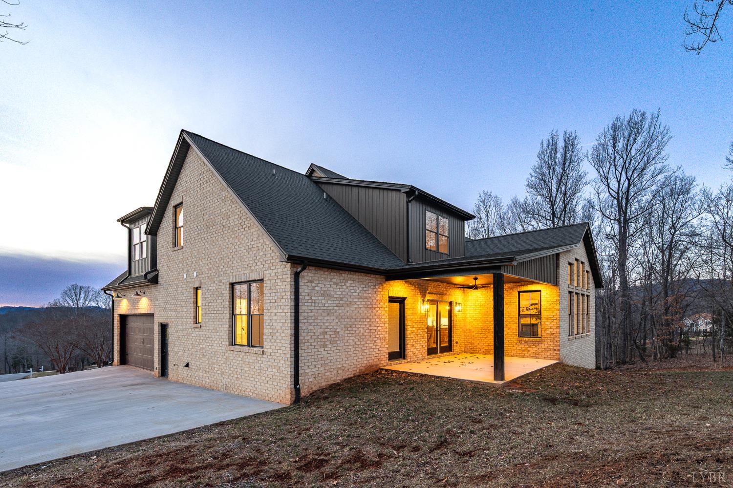 1148 Val Terrace Court