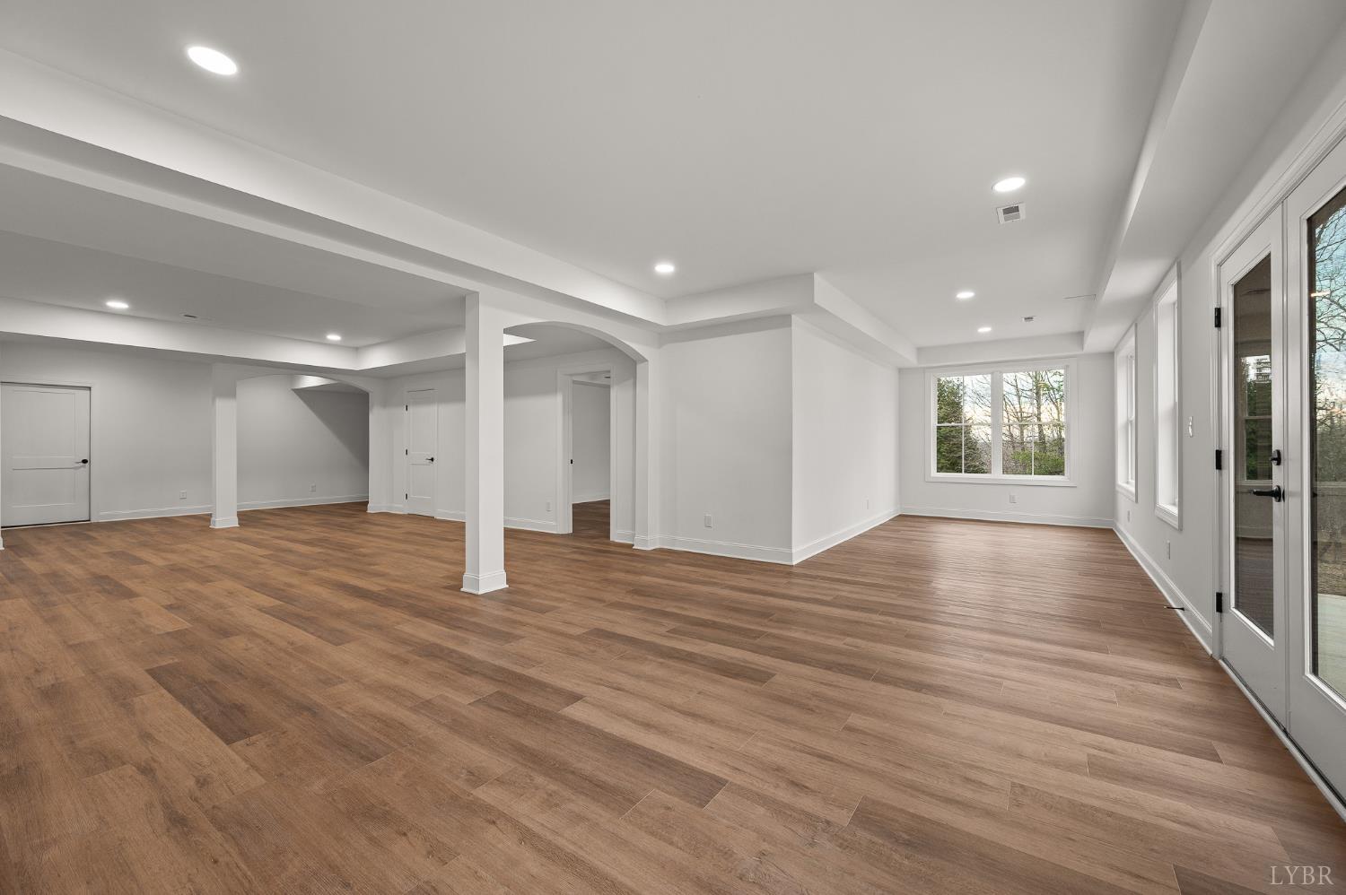 1148 Val Terrace Court