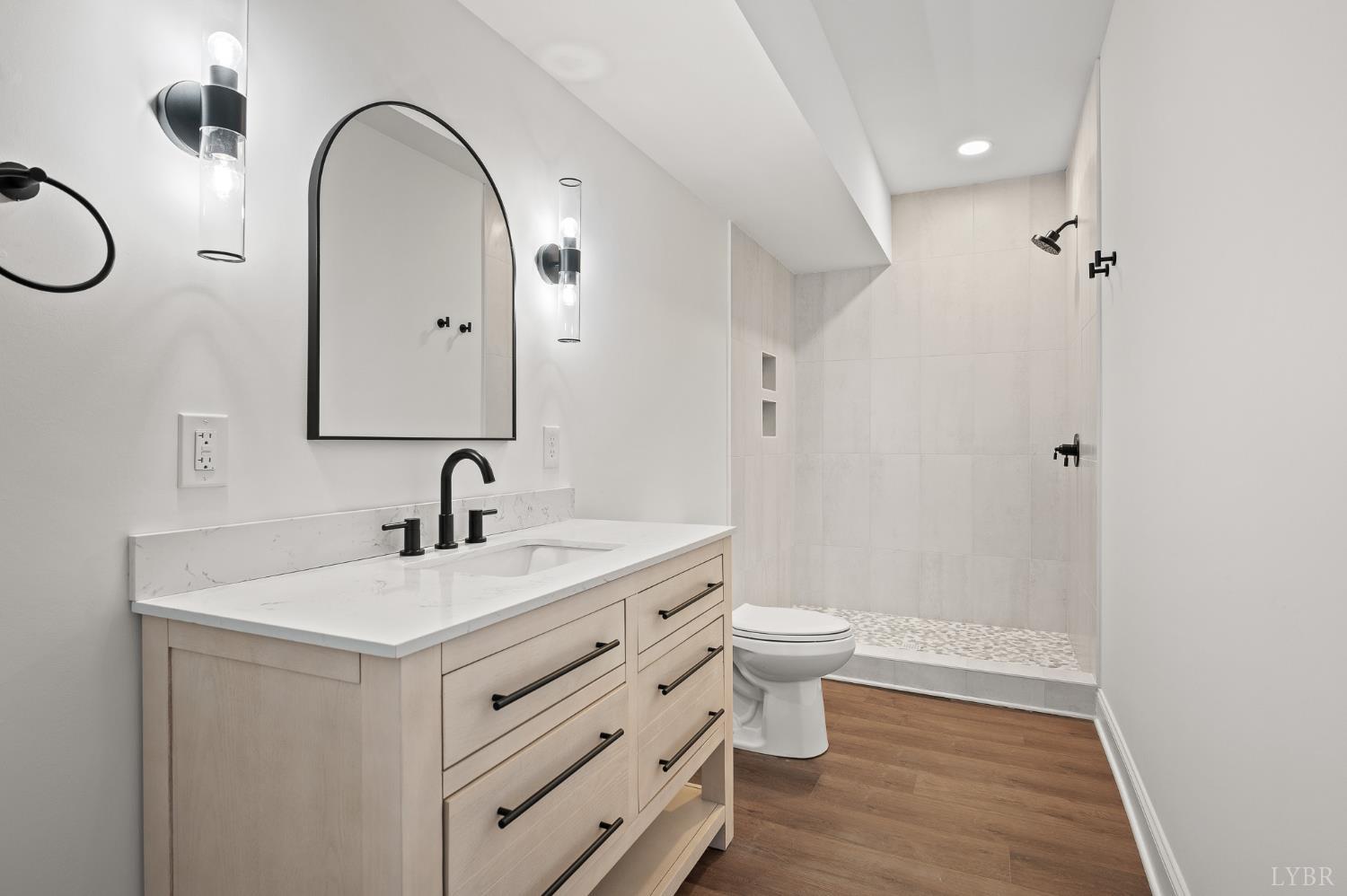 1148 Val Terrace Court