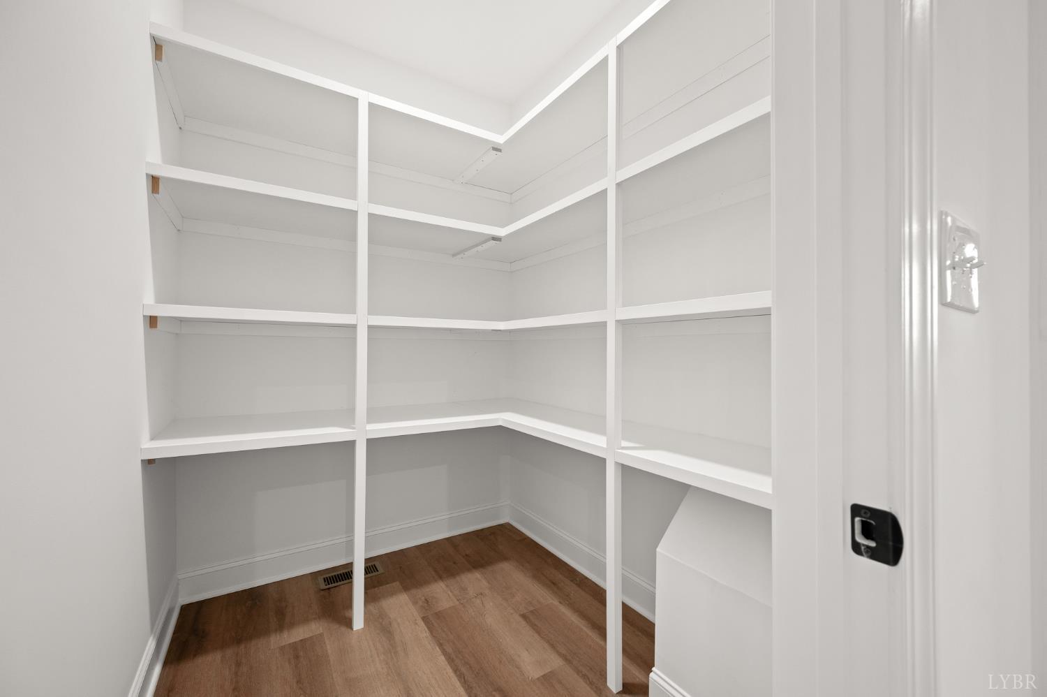 1148 Val Terrace Court