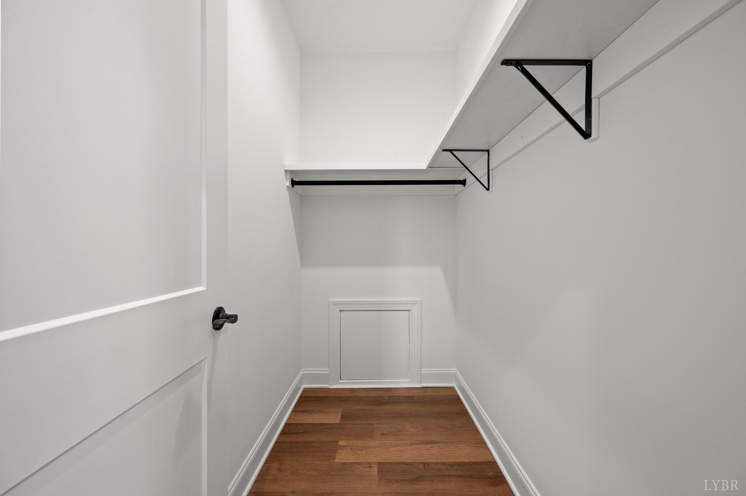 1148 Val Terrace Court