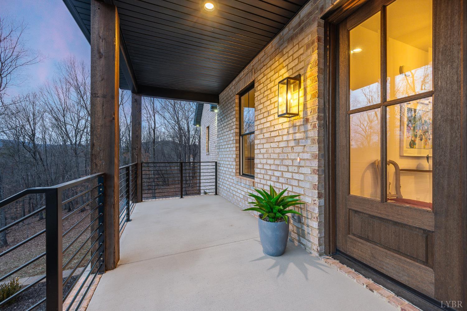 1148 Val Terrace Court