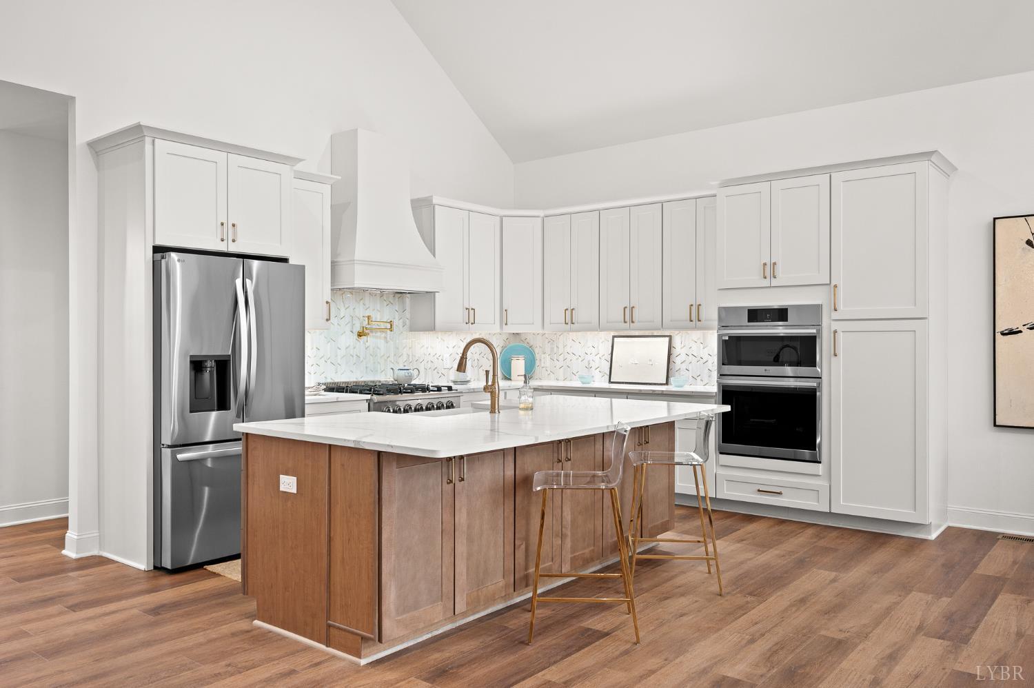 1148 Val Terrace Court