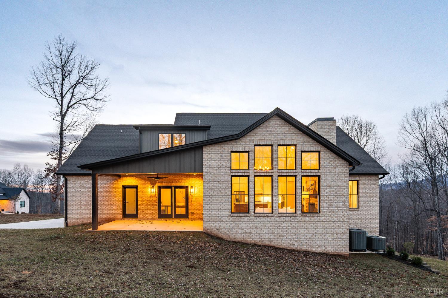 1148 Val Terrace Court