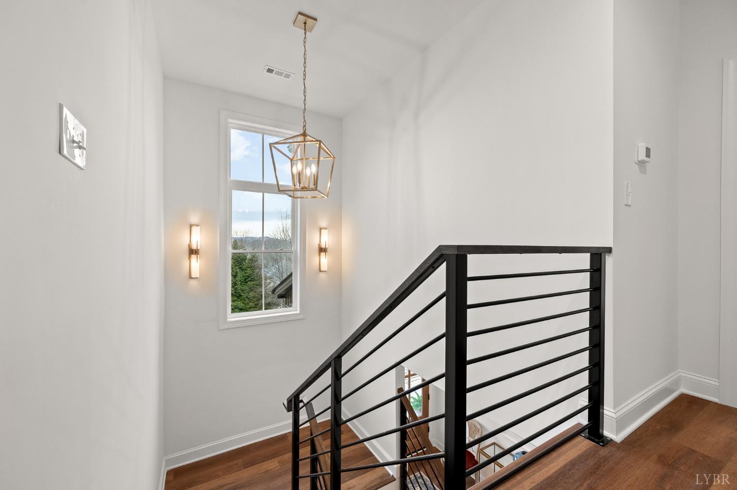 1148 Val Terrace Court