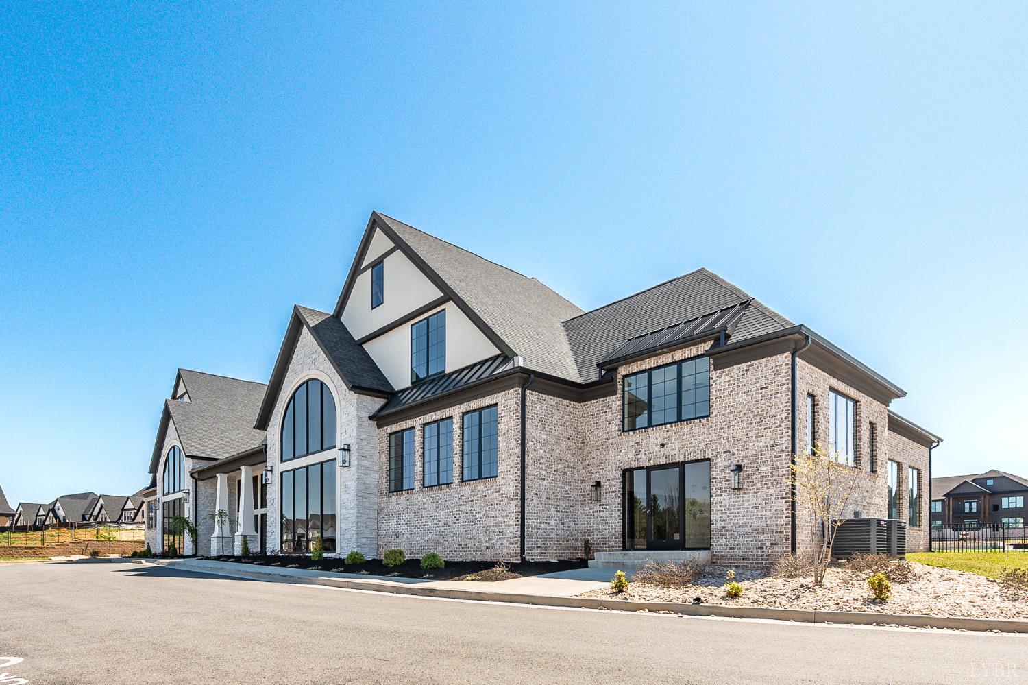 1151 South Westyn Loop