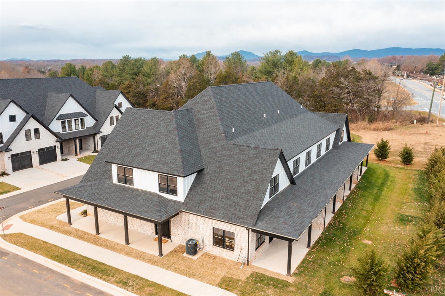 1151 South Westyn Loop