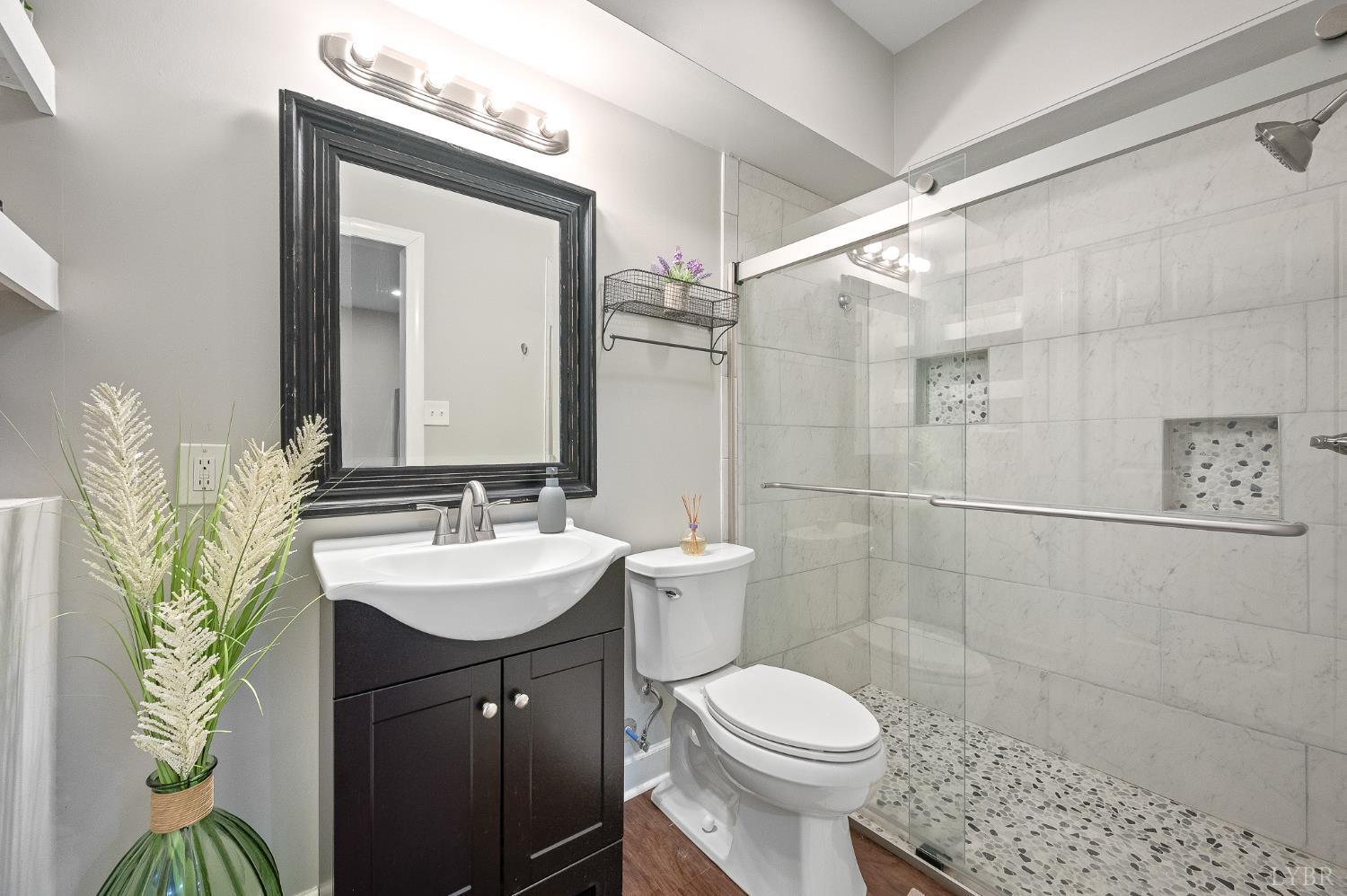 1249 Sleepy Oak Lane