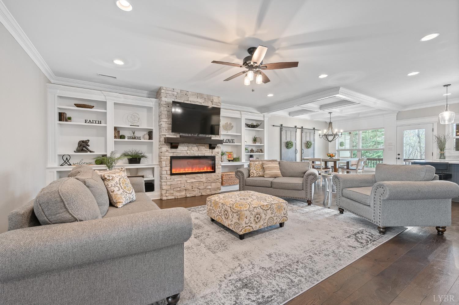 1249 Sleepy Oak Lane