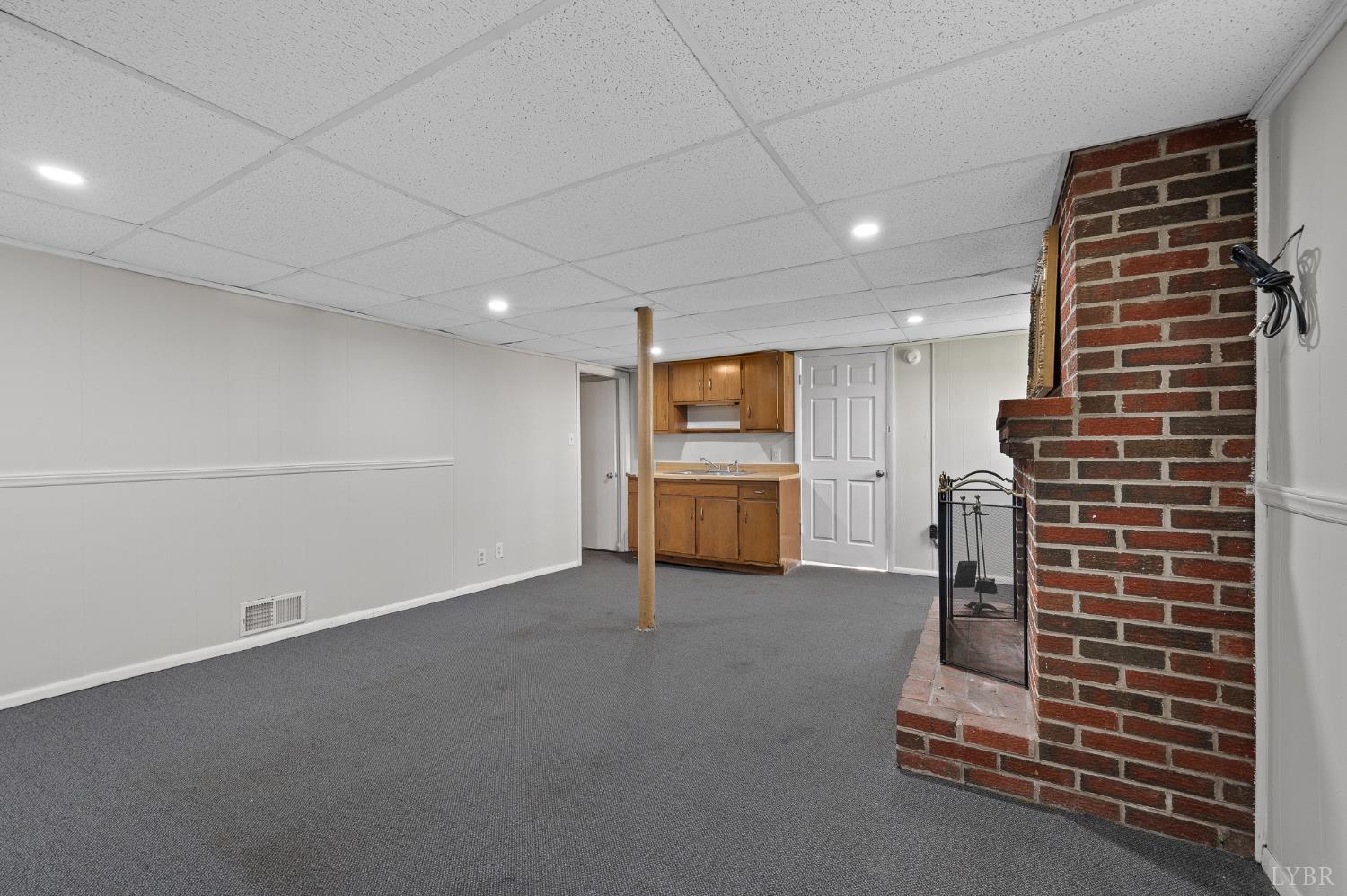 4525 Brooklawn Circle