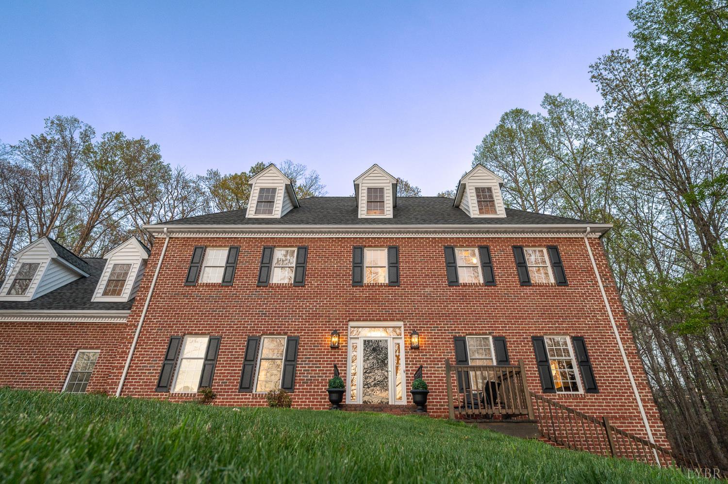 1089 Howards Scenic Trail