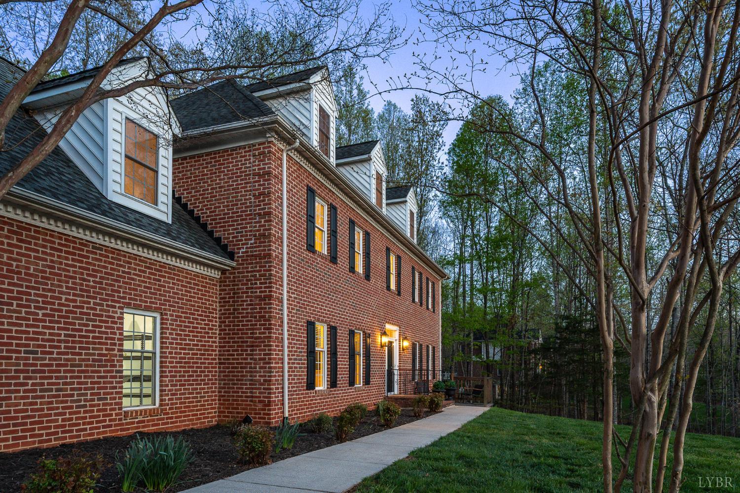 1089 Howards Scenic Trail