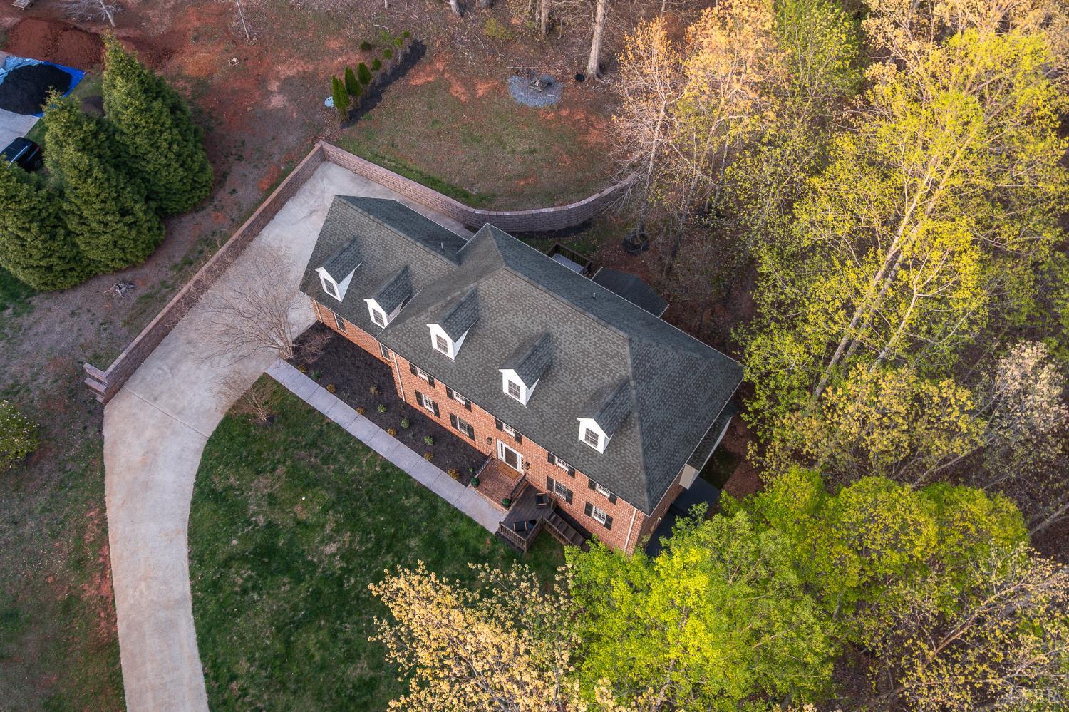 1089 Howards Scenic Trail