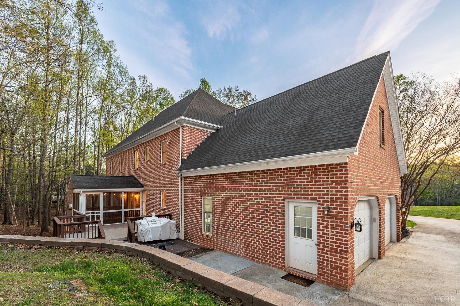 1089 Howards Scenic Trail