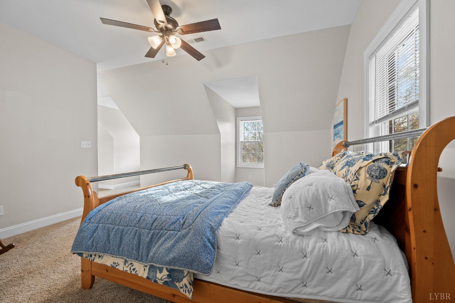 1089 Howards Scenic Trail