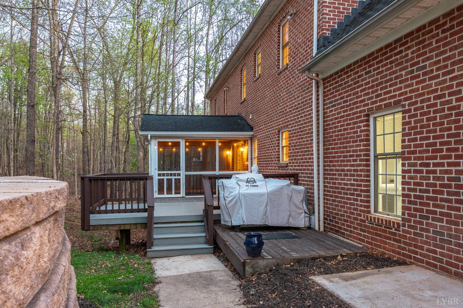 1089 Howards Scenic Trail