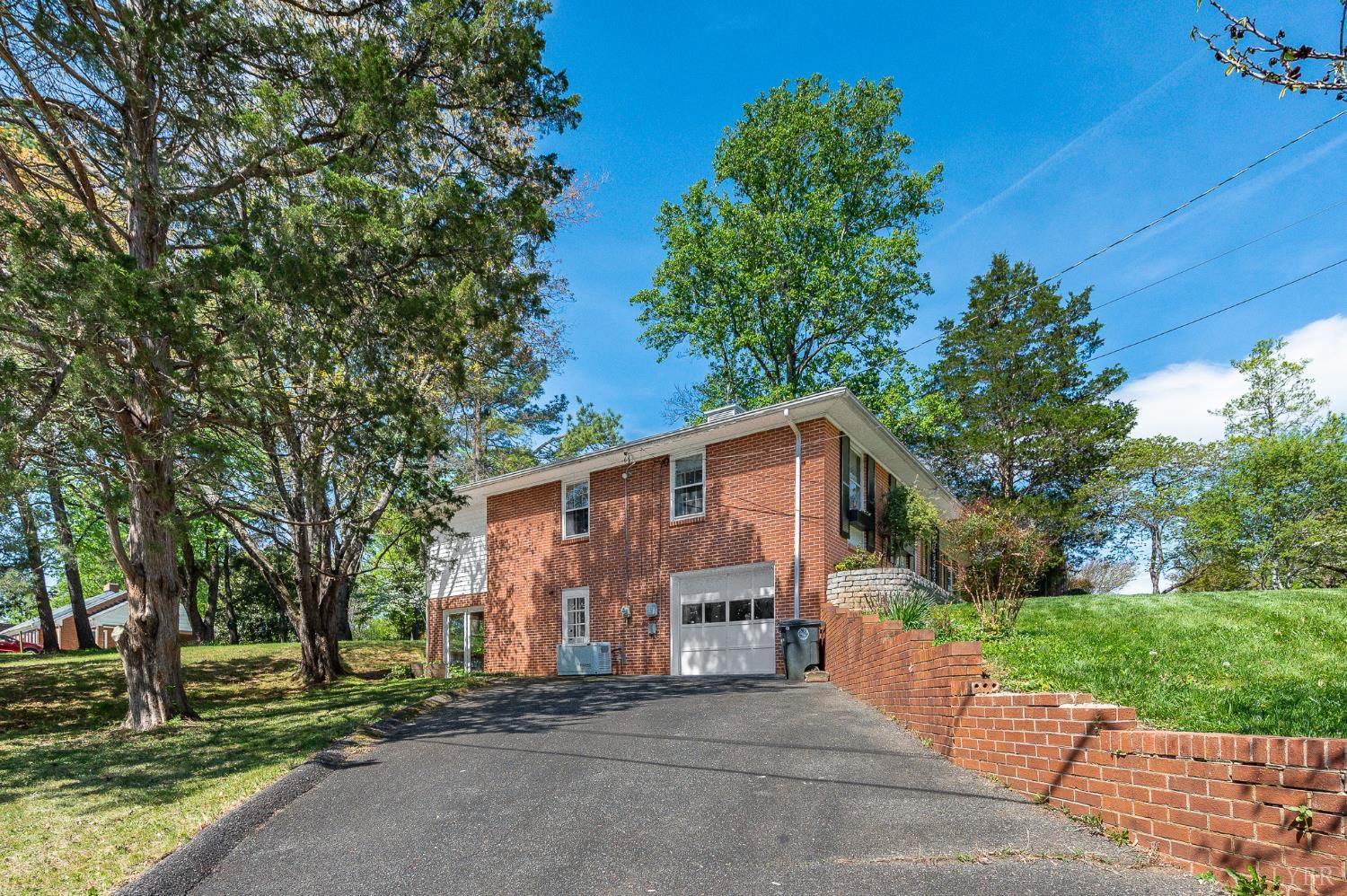 4401 Montgomery Road