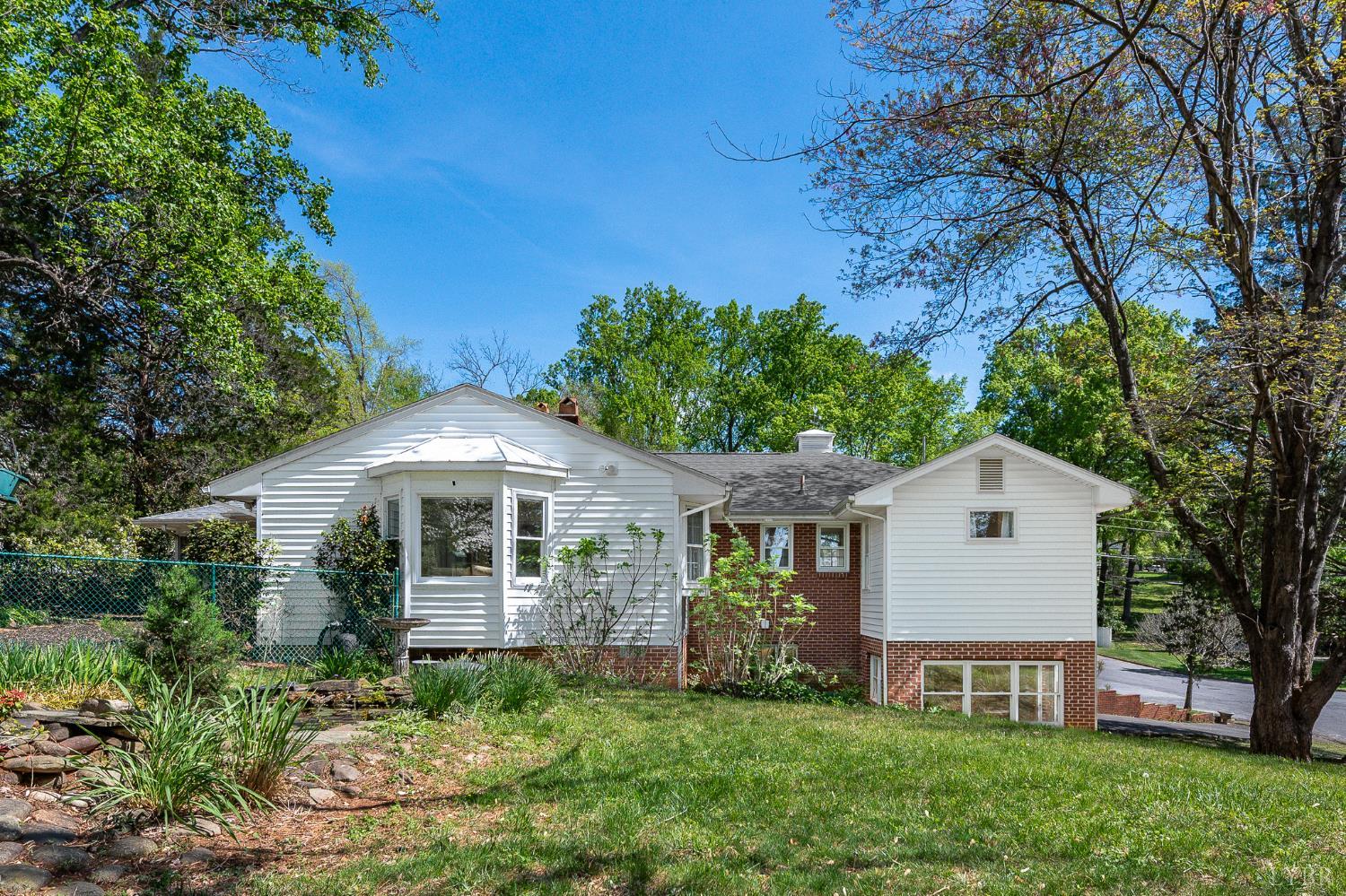 4401 Montgomery Road