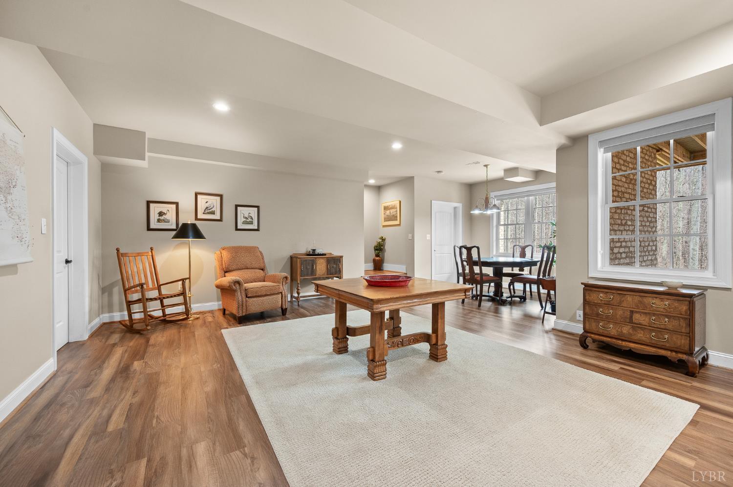 1009 Val Ter Court