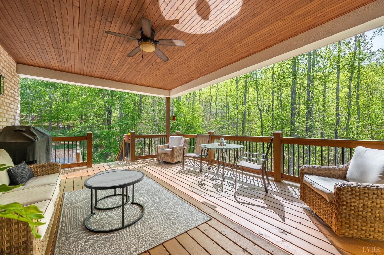 1009 Val Ter Court