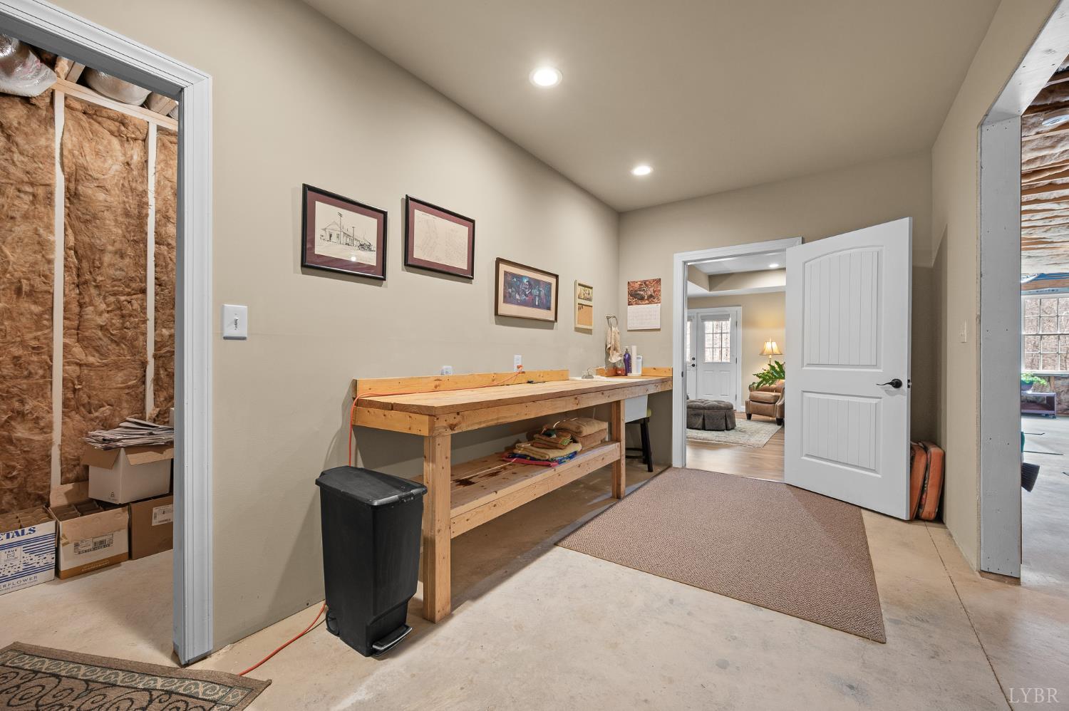 1009 Val Ter Court