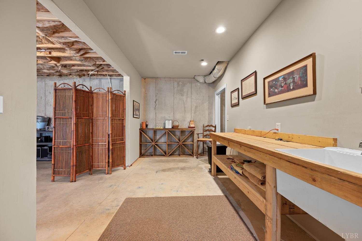 1009 Val Ter Court