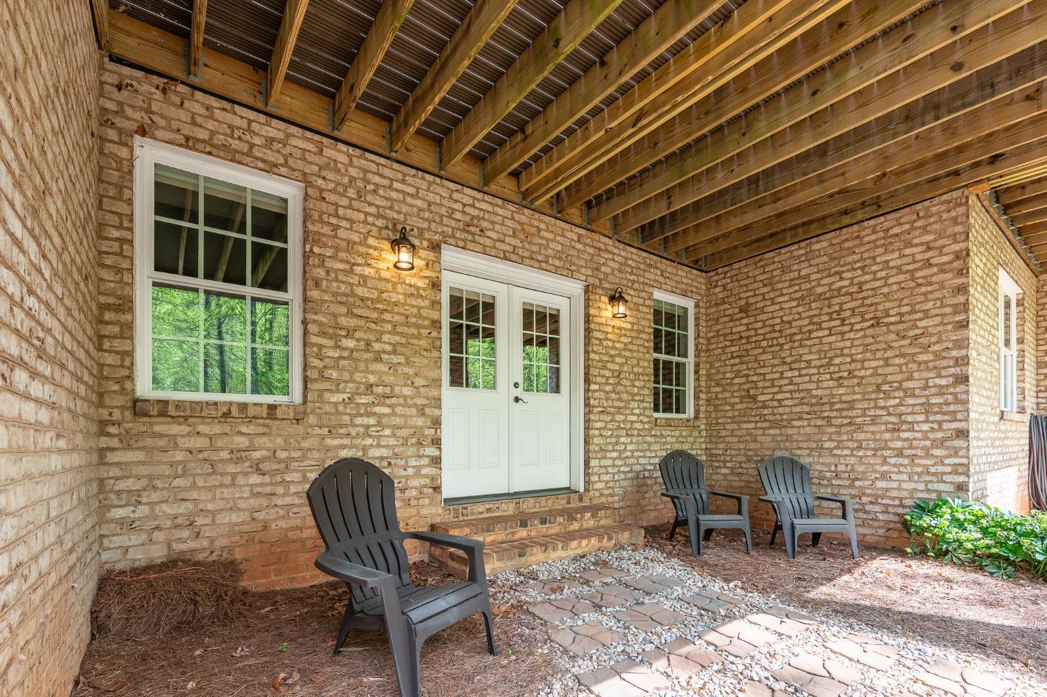 1009 Val Ter Court