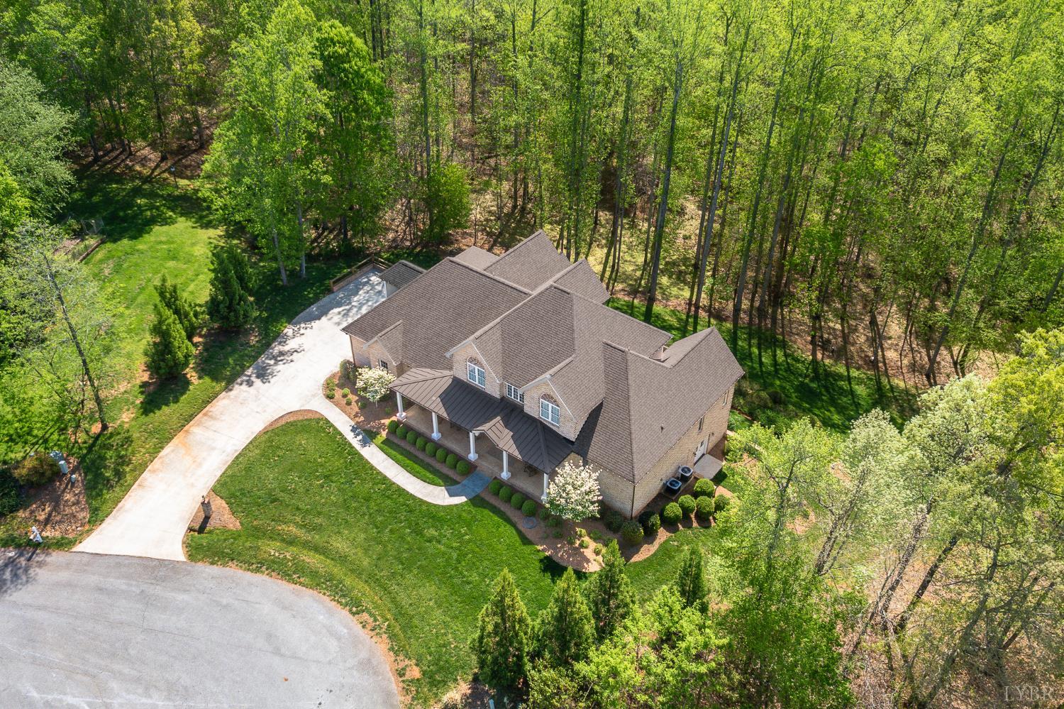1009 Val Ter Court