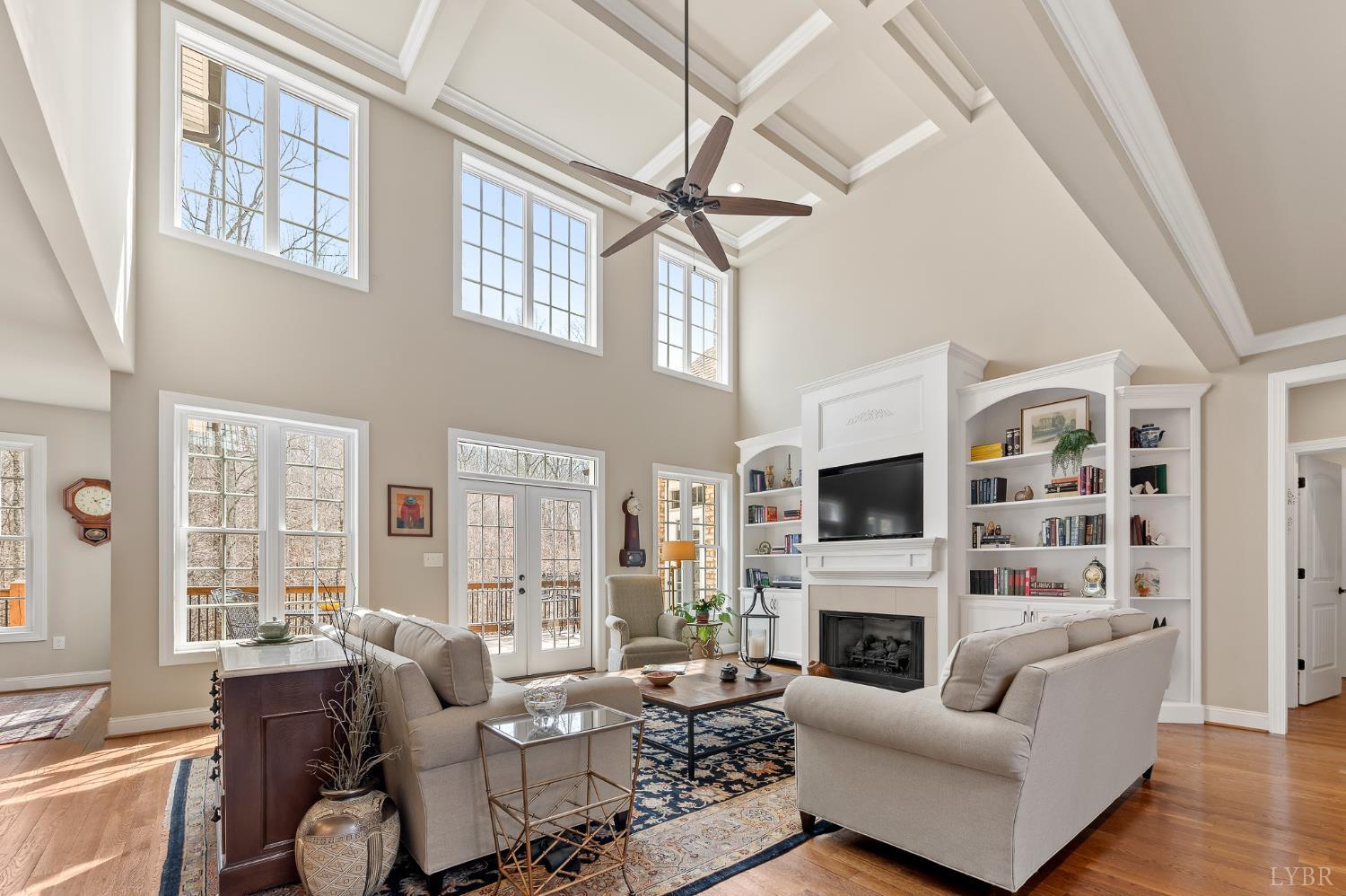 1009 Val Ter Court