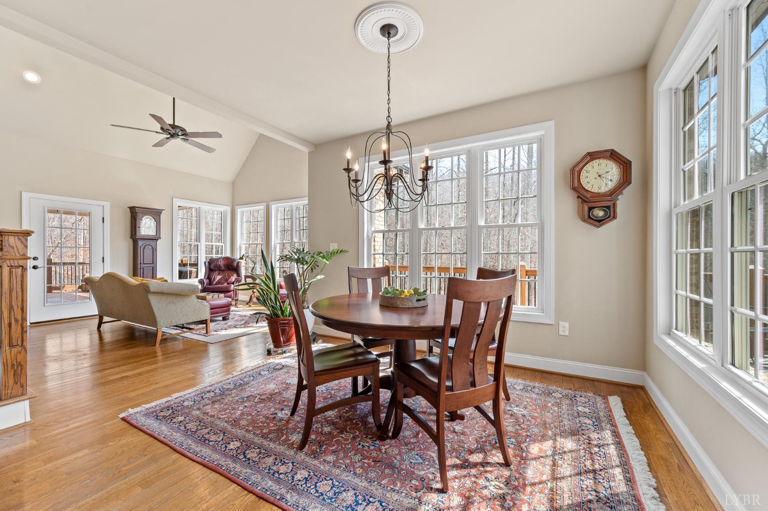 1009 Val Ter Court