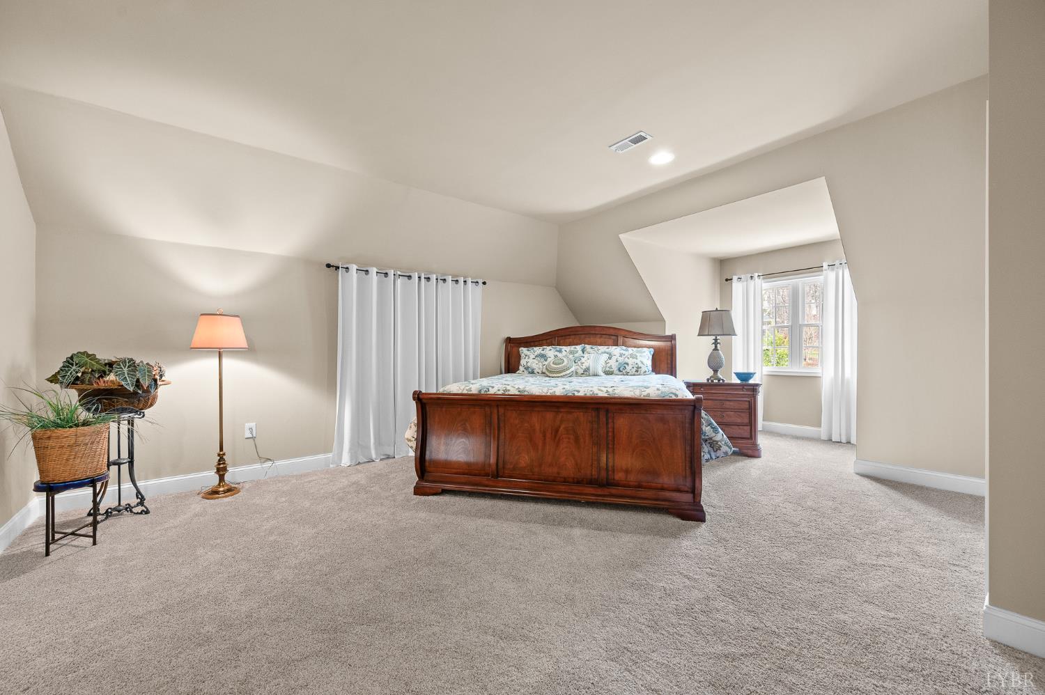 1009 Val Ter Court