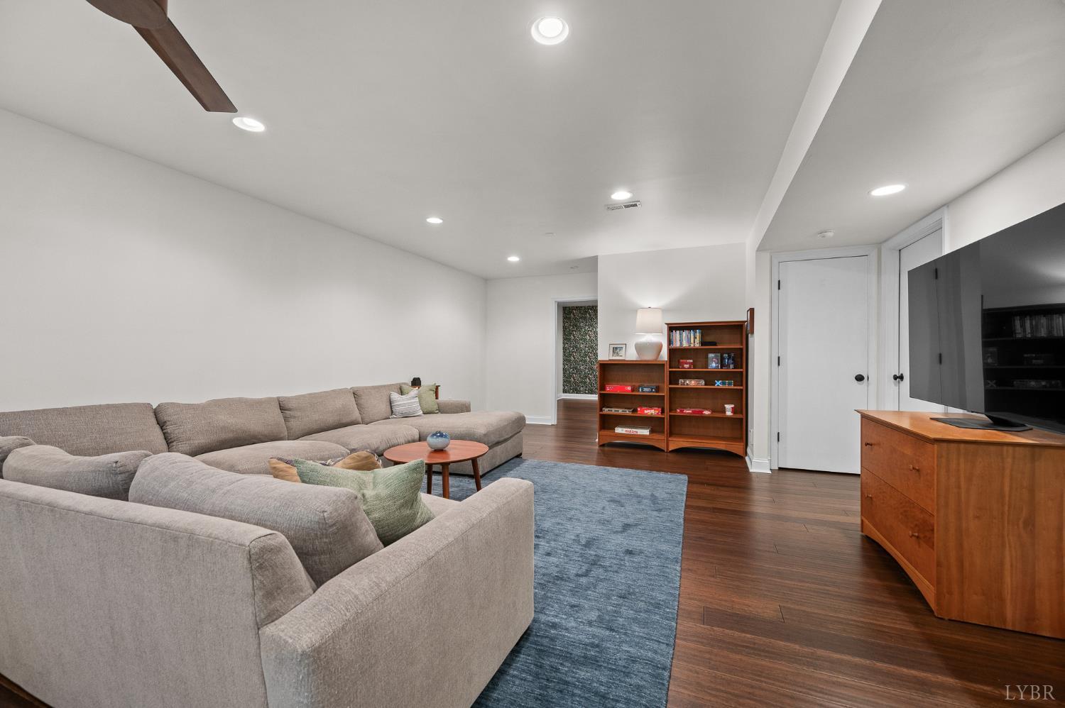 3108 Downing Drive