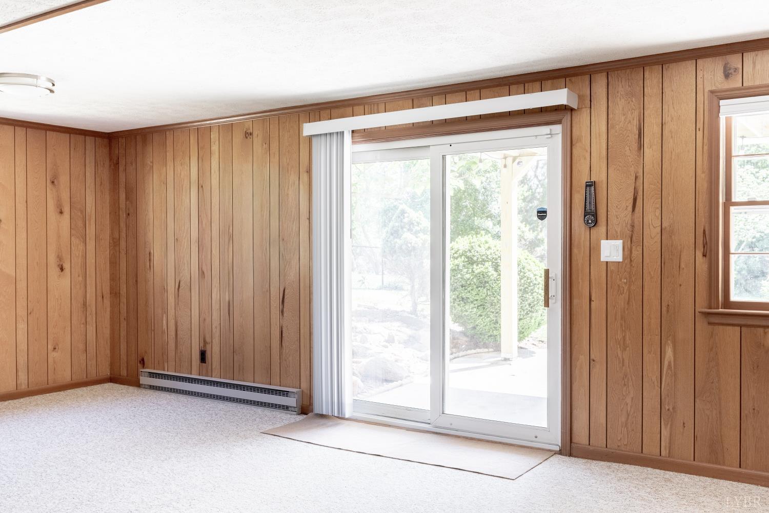 1121 Moreview Drive