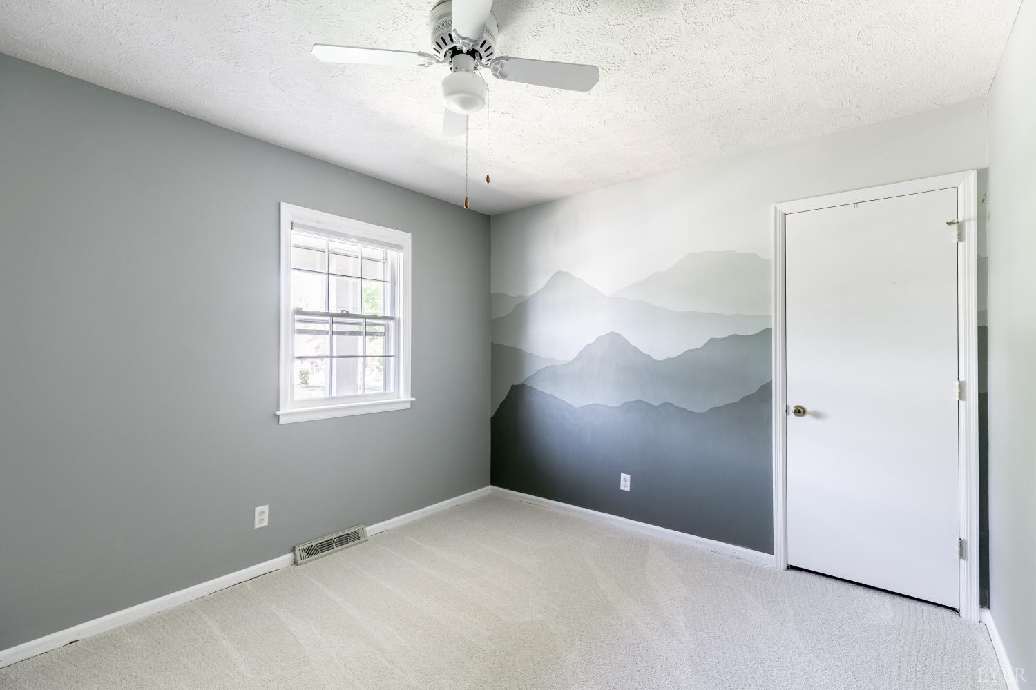 1121 Moreview Drive