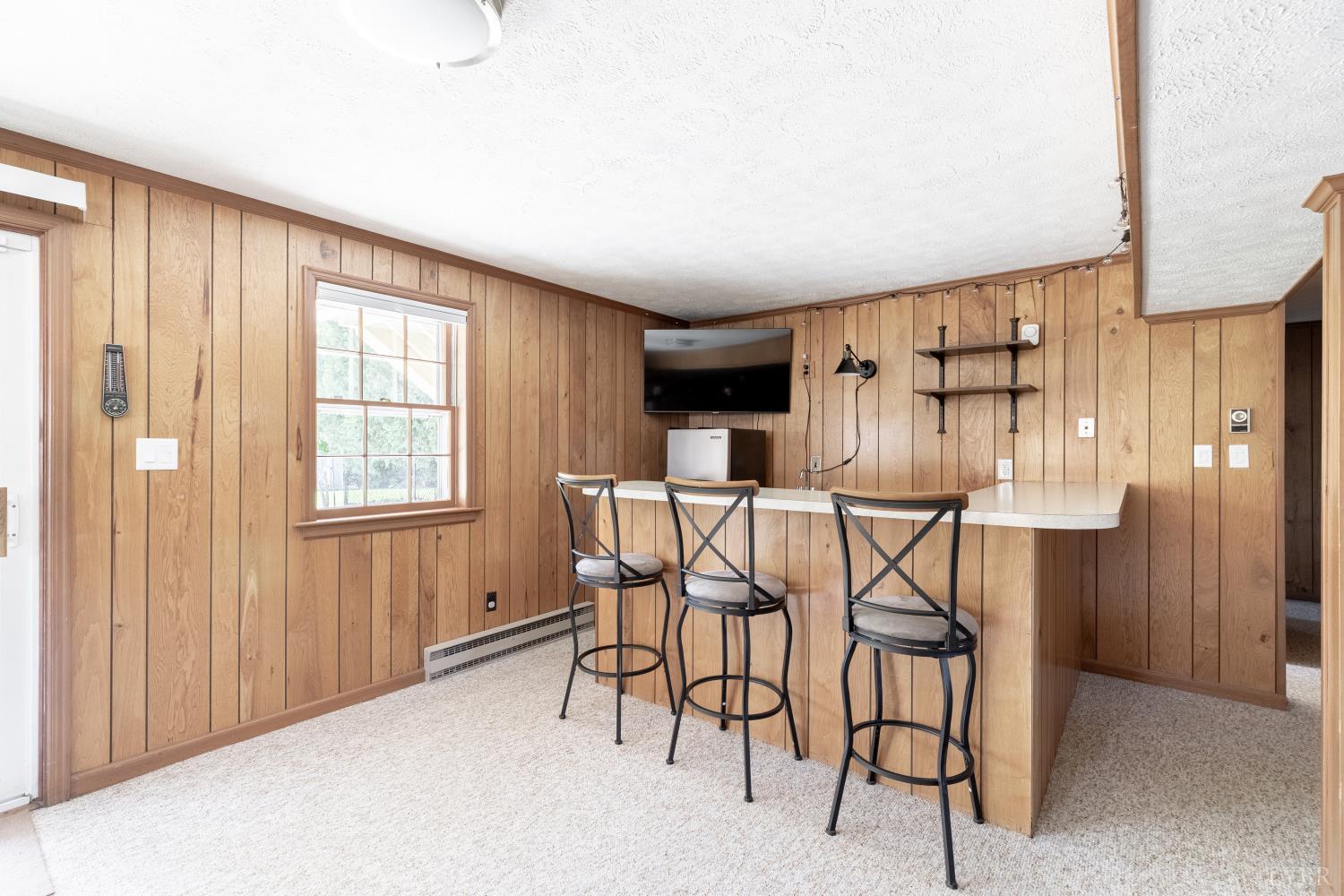 1121 Moreview Drive