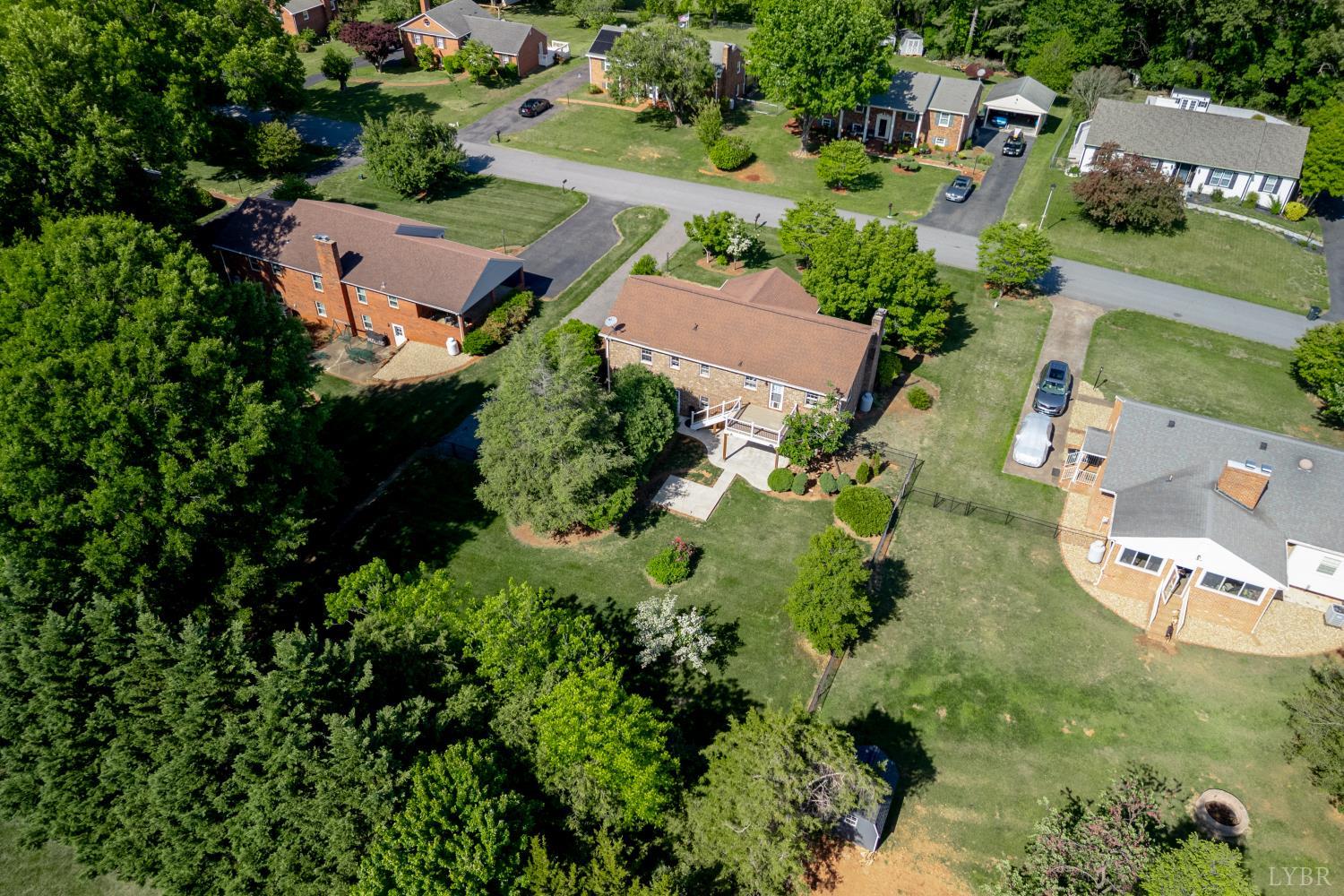 1121 Moreview Drive
