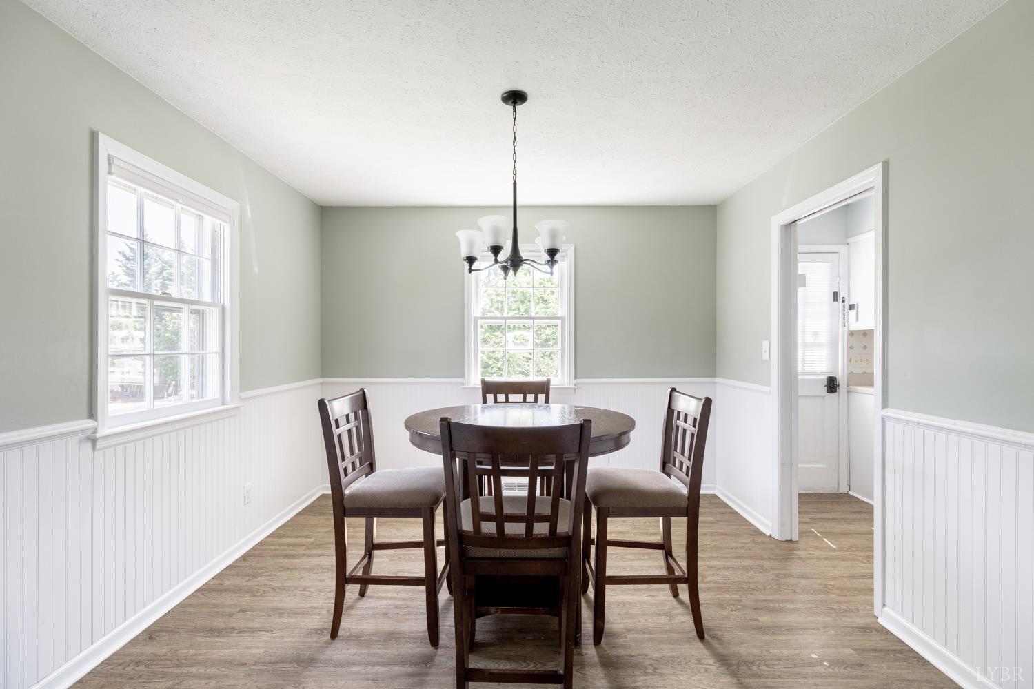 1121 Moreview Drive