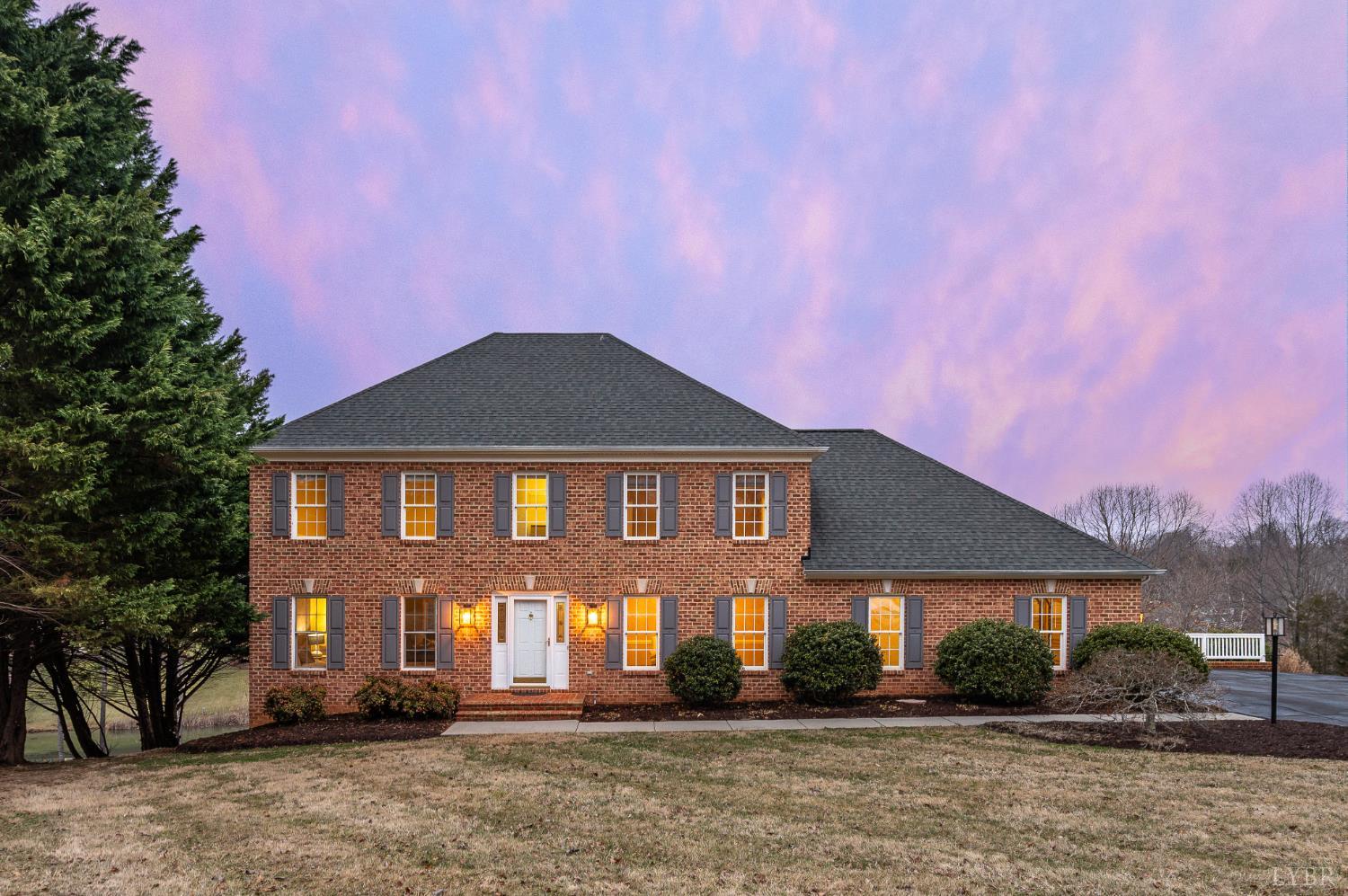 1305 Summerpark Drive