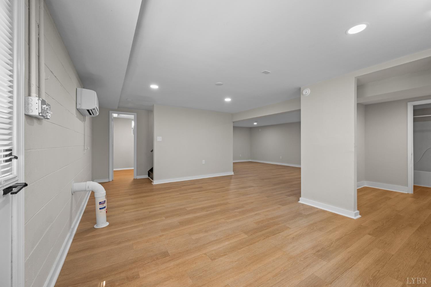 319 Warren Avenue