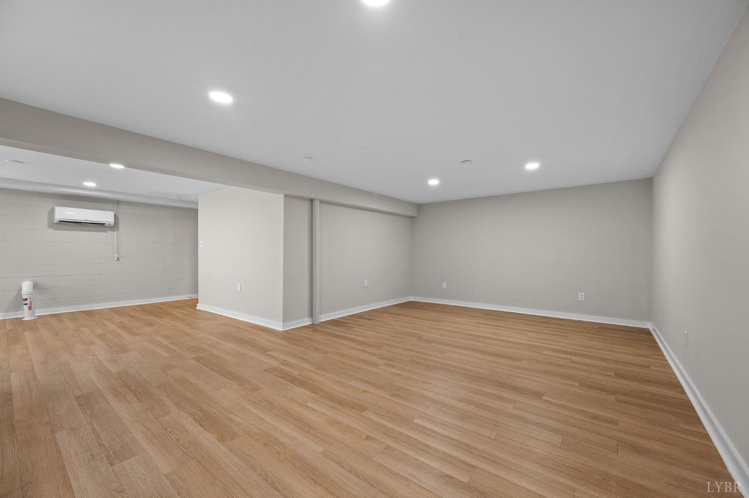 319 Warren Avenue