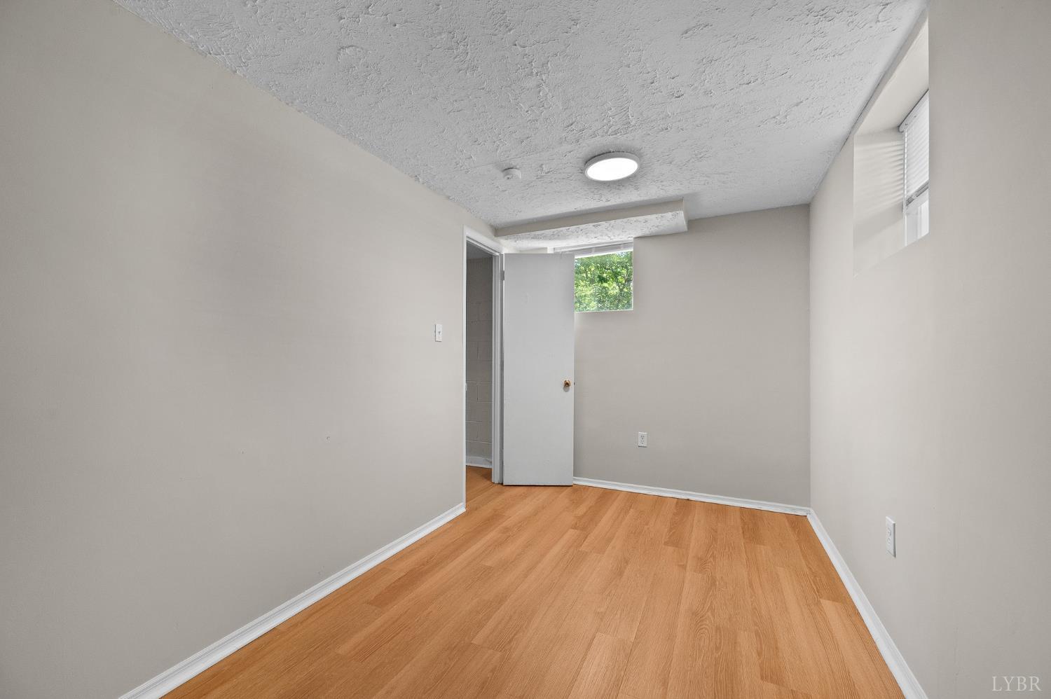 319 Warren Avenue