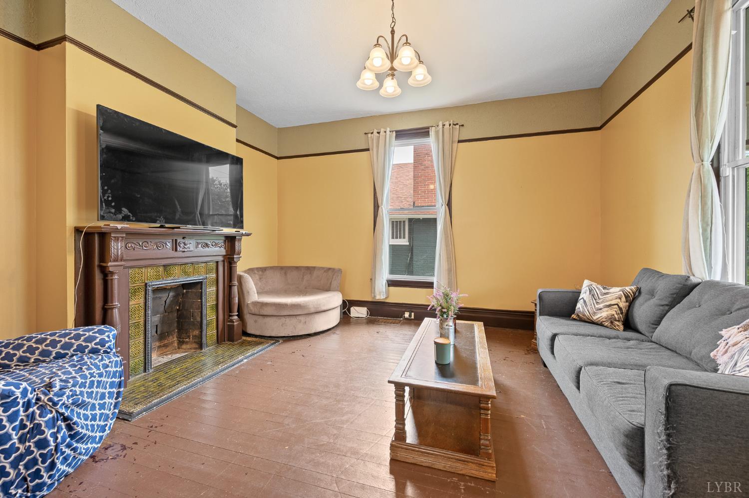 1011 16th Street