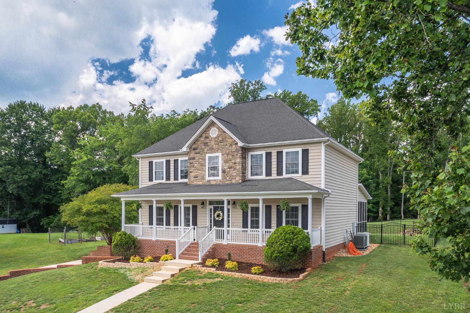 1075 Hooper Woods Drive