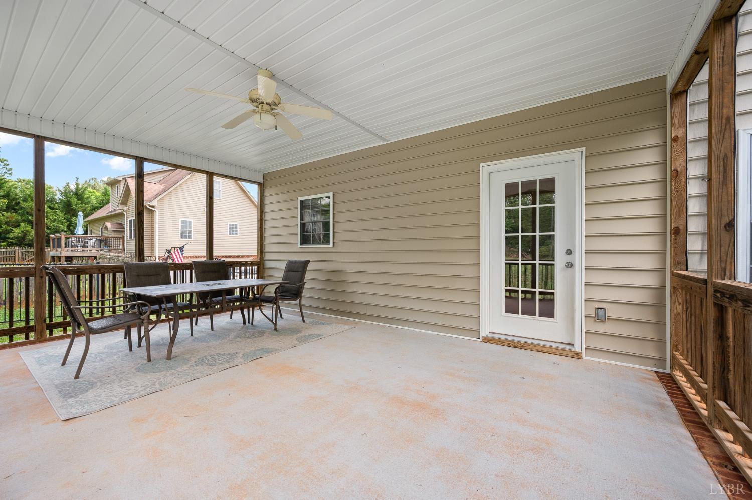 1075 Hooper Woods Drive
