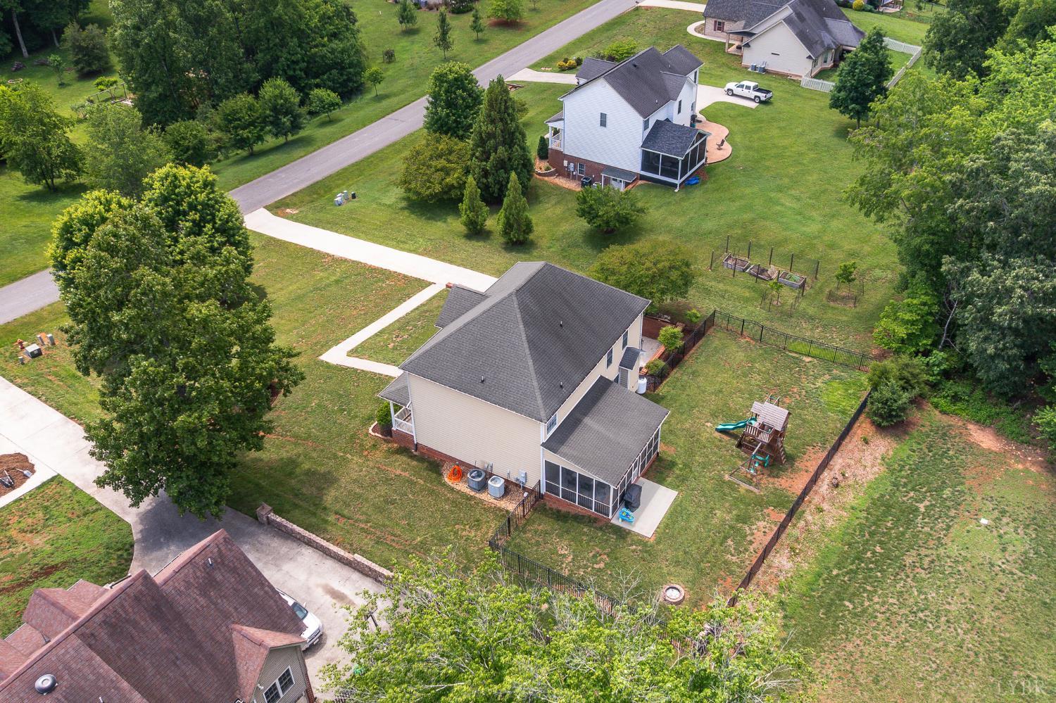 1075 Hooper Woods Drive