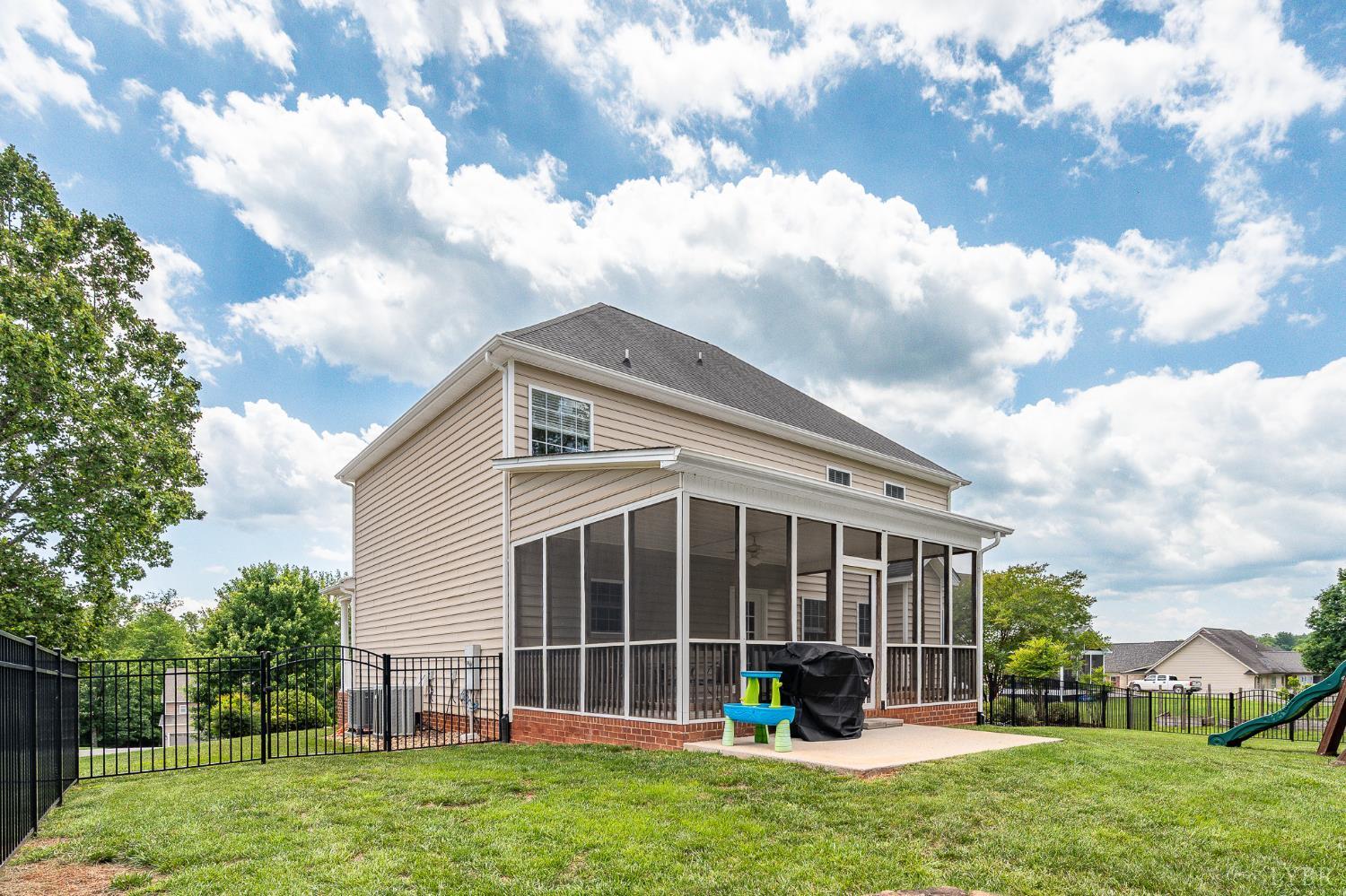1075 Hooper Woods Drive